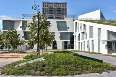 HOUSTON, TX APR 18: 18 Nisan 2019 'da Houston, Teksas' taki The Museum of Fine Arts 'taki Glassell Junior School. Yaratıcılığı geliştirmeye ve sanatı takdir etmeye adanmış gençler için bir sanat okulu..