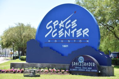 Houston, Tx - Nis 19: Houston Uzay Merkezi, Teksas, Nisan'da 19, 2019. Onun önde gelen bilim ve uzay öğrenme merkezi, Nasa Johnson Uzay Merkezi resmi ziyaretçi merkezi ve Smithsonian müzesi.