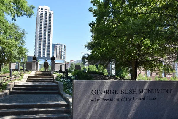 Houston Apr George Monumento Bush Ubicado Parque Sesquicentenario Houston Texas — Foto de Stock