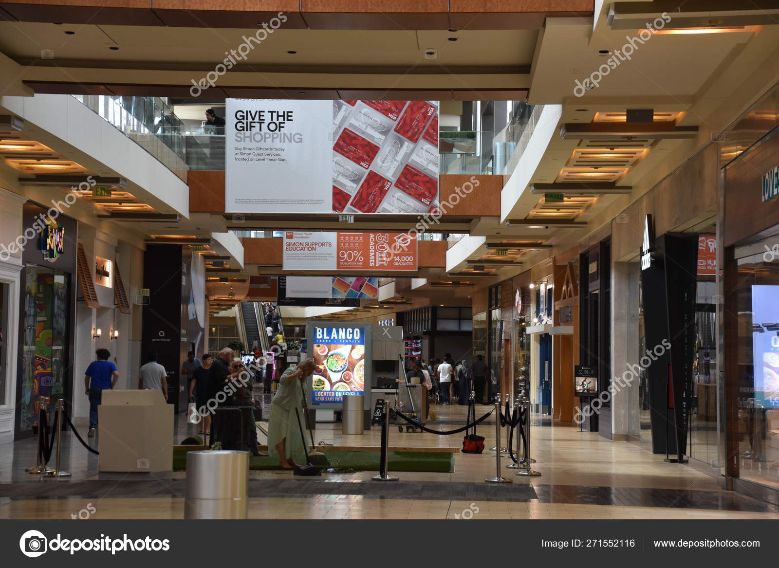 Houston Apr Galleria Mall Houston Texas Seen Apr 2019 Upscale – Stock  Editorial Photo © sainaniritu #271552116