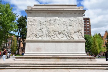 ALBANY, NY - 11 Mayıs 2019 'da Albany, New York' taki Askerler ve Denizciler Anıtı.