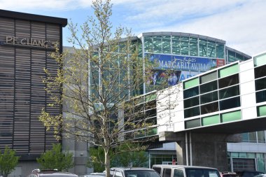 Syracuse, New York 'ta 11 Mayıs 2019' da görülen Destiny USA alışveriş ve eğlence kompleksi. New York 'taki en büyük alışveriş merkezidir..
