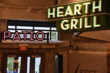 SPRINGFIELD, MA - 12 Mayıs 2024 'te Springfield, Massachusetts' teki MGM Casino ve Otel 'de Güney Ucu Pazarı.