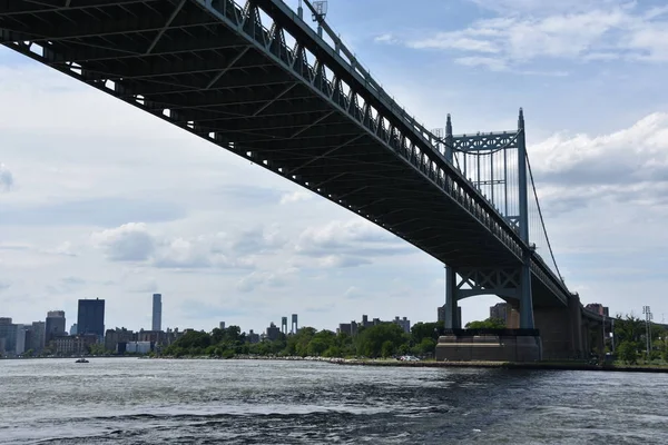 Άποψη Της Γέφυρας Robert Kennedy Από Πάρκο Astoria Στο Queens — Φωτογραφία Αρχείου