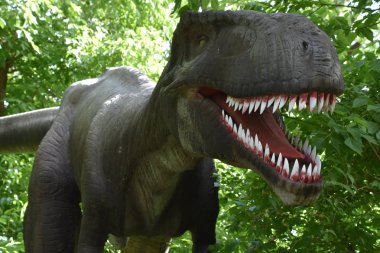LEONIA, NJ - 27 Mayıs: Leonia, New Jersey 'deki dinozorlar, 27 Mayıs 2019' da görüldüğü gibi.