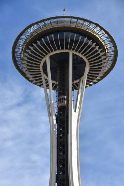 Seattle, Wa Jun 12: Space Needle Seattle, Washington, Haziran'da 12, 2019. Gözlem kulesi Seattle Merkezi'nde 1962 Dünya Fuarı için inşa edilmiş ve 2.3 milyondan fazla ziyaretçi çekti.