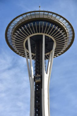 Seattle, Wa Jun 12: Space Needle Seattle, Washington, Haziran'da 12, 2019. Gözlem kulesi Seattle Merkezi'nde 1962 Dünya Fuarı için inşa edilmiş ve 2.3 milyondan fazla ziyaretçi çekti.