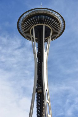 Seattle, Wa Jun 12: Space Needle Seattle, Washington, Haziran'da 12, 2019. Gözlem kulesi Seattle Merkezi'nde 1962 Dünya Fuarı için inşa edilmiş ve 2.3 milyondan fazla ziyaretçi çekti.
