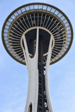 Seattle, Wa Jun 12: Space Needle Seattle, Washington, Haziran'da 12, 2019. Gözlem kulesi Seattle Merkezi'nde 1962 Dünya Fuarı için inşa edilmiş ve 2.3 milyondan fazla ziyaretçi çekti.