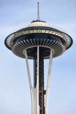Seattle, Wa Jun 12: Space Needle Seattle, Washington, Haziran'da 12, 2019. Gözlem kulesi Seattle Merkezi'nde 1962 Dünya Fuarı için inşa edilmiş ve 2.3 milyondan fazla ziyaretçi çekti.