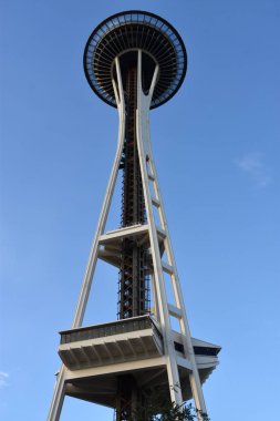 Seattle, Wa Jun 12: Space Needle Seattle, Washington, Haziran'da 12, 2019. Gözlem kulesi Seattle Merkezi'nde 1962 Dünya Fuarı için inşa edilmiş ve 2.3 milyondan fazla ziyaretçi çekti.
