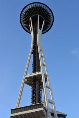 Seattle, Wa Jun 12: Space Needle Seattle, Washington, Haziran'da 12, 2019. Gözlem kulesi Seattle Merkezi'nde 1962 Dünya Fuarı için inşa edilmiş ve 2.3 milyondan fazla ziyaretçi çekti.
