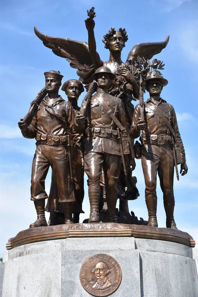 OLYMPIA, WA - 12 Haziran 1938 'de Olympia, Washington' daki Zafer Anıtı (Birinci Dünya Savaşı Anıtı), 12 Haziran 2019 'da görüldü..