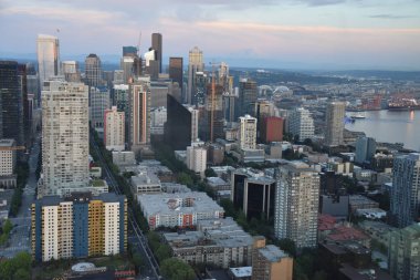 Seattle, Wa - Haz 12: Seattle Space Needle de Gözlem Güvertesinden Seattle Havadan Görünümü, Washington, Haziran'da görüldüğü gibi 12, 2019.