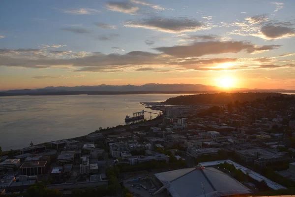 Seattle Jul Widok Zachód Słońca Szczycie Space Needle Seattle Waszyngton — Zdjęcie stockowe