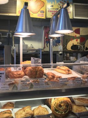 SEATTLE, WA - 13 Haziran 2019 'da görüldüğü üzere Piroshky Piroshky Seattle, Washington' daki Pike Place Market 'te.