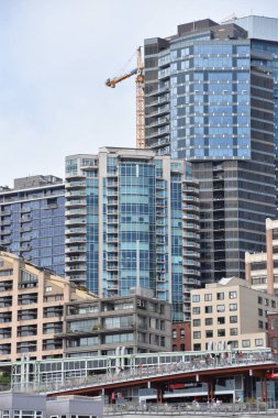 Seattle, Wa Jul 15: Seattle Pike Place Market, Washington, 15 Temmuz 2019 tarihinde görüldüğü gibi. Pazar 17 Ağustos 1907 açıldı ve Amerika Birleşik Devletleri'nde en eski sürekli işletilen kamu çiftçi pazarlarından biridir.