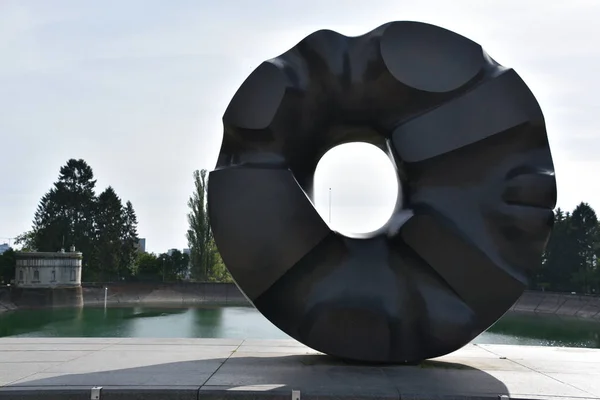 Seattle Junio Escultura Black Hole Sun Noguchi Volunteer Park Seattle —  Fotos de Stock