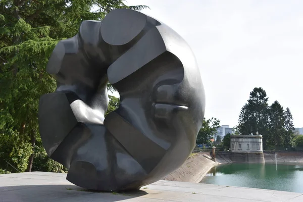 Seattle Giugno Scultura Black Hole Sun Noguchi Volunteer Park Seattle — Foto Stock