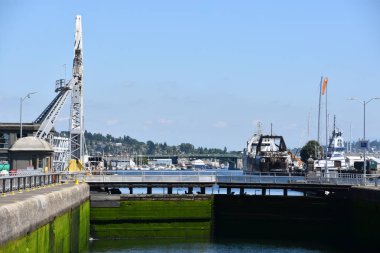 Seattle, Wa - Jul 15: Hiram M. Chittenden Locks (Ballard Locks) Seattle, Washington, 15 Temmuz 2019 tarihinde görüldüğü gibi. Bu Seattle, Washington Gölü Washington Gemi Kanalı, Salmon Bay batı ucunda kilitleri bir komplekstir.