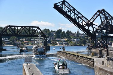 Seattle, Wa - Jul 15: Hiram M. Chittenden Locks (Ballard Locks) Seattle, Washington, 15 Temmuz 2019 tarihinde görüldüğü gibi. Bu Seattle, Washington Gölü Washington Gemi Kanalı, Salmon Bay batı ucunda kilitleri bir komplekstir.