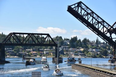 Seattle, Wa - Jul 15: Hiram M. Chittenden Locks (Ballard Locks) Seattle, Washington, 15 Temmuz 2019 tarihinde görüldüğü gibi. Bu Seattle, Washington Gölü Washington Gemi Kanalı, Salmon Bay batı ucunda kilitleri bir komplekstir.