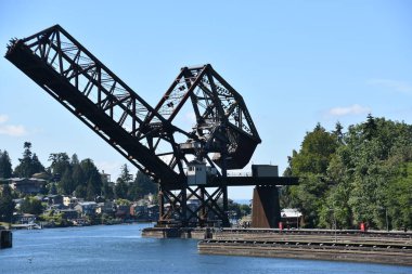 Seattle, Wa - Jul 15: Hiram M. Chittenden Locks (Ballard Locks) Seattle, Washington, 15 Temmuz 2019 tarihinde görüldüğü gibi. Bu Seattle, Washington Gölü Washington Gemi Kanalı, Salmon Bay batı ucunda kilitleri bir komplekstir.