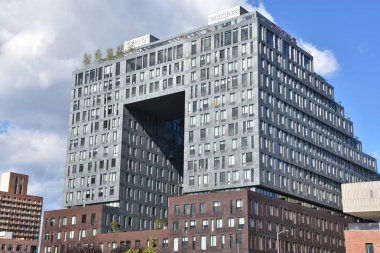 BrooKLYN, NY - 30 Haziran 325 Kent Brooklyn, New York 'taki Domino Park' ta 30 Haziran 'da görüldüğü gibi. 2019.