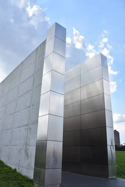 Jersey City Aug Den Tomma Himlen Memorial Liberty State Park — Stockfoto