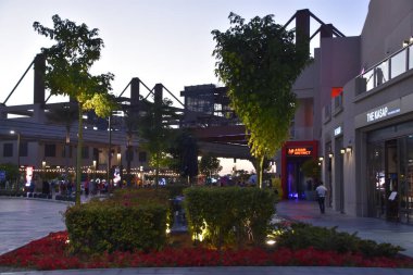 DUBAI, BAE - 15 Şubat 2023 'te Dubai, BAE' deki Palm Jumeirah 'daki Pointe.