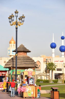 DUBAI, BAE - 18 Şubat 2020 'de görüldüğü gibi Dubai, BAE' deki Global Village. Global Village 'ın dünyanın en büyük turizm, eğlence ve eğlence projesi olduğu iddia ediliyor..