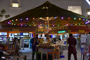 DUBAI, BAE - 18 Şubat 2020 'de görüldüğü üzere Dubai, BAE' deki Global Village 'da Hindistan pavyonu. Global Village 'ın dünyanın en büyük turizm, eğlence ve eğlence projesi olduğu iddia ediliyor..