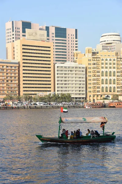 Dubai Förenade Arabemiraten Feb Utsikt Över Dubai Creek Från Seef — Stockfoto