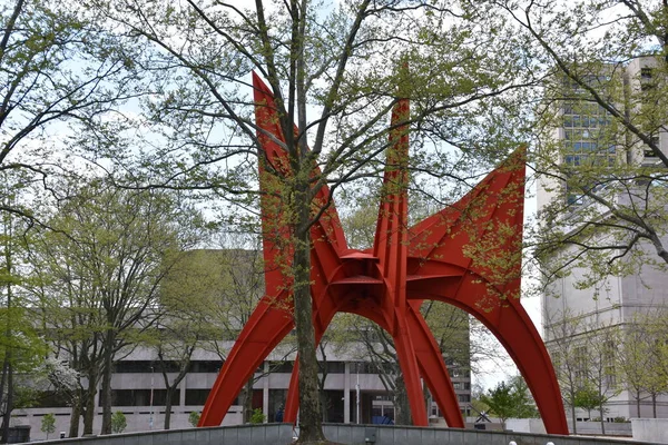 Hartford Mayo Stegosaurus Alexander Calder Hartford Connecticut Visto Mayo 2020 — Foto de Stock