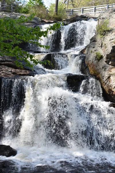 Chapman Şelalesi Doğu Haddam Connecticut Taki Devils Hopyard Eyalet Parkı — Stok fotoğraf