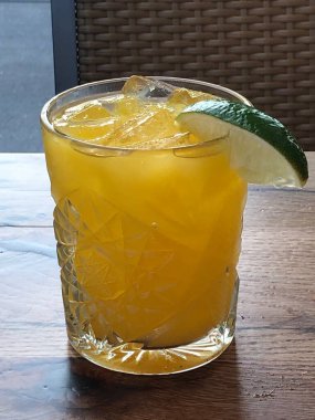 Lezzetli bir Kokteyl İçeceği