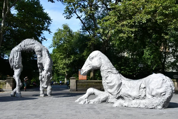 Nueva York Jul Escultura Caballos Jean Marie Appriou Entrada Central —  Fotos de Stock