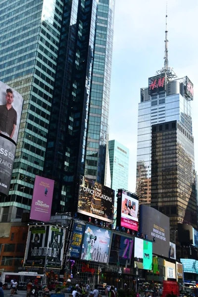 Nueva York Jul Times Square Presentado Con Broadway Theaters Carteles — Foto de Stock