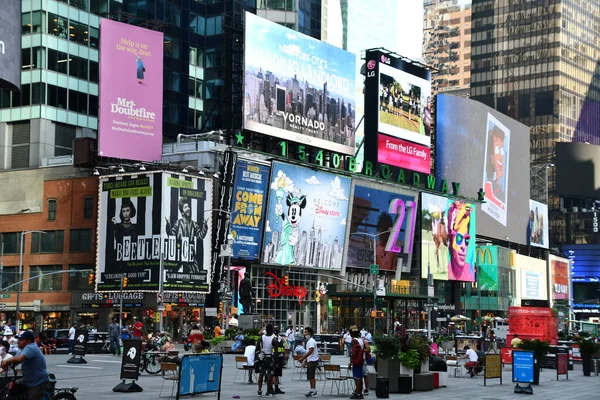 Nueva York Jul Times Square Presentado Con Broadway Theaters Carteles — Foto de Stock