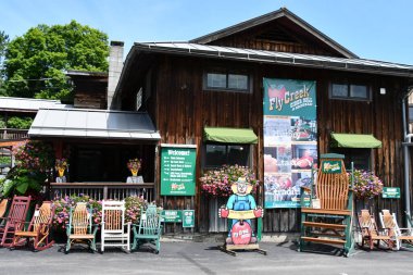 COOPERSTOWN NY - 25 Temmuz 2025 'te Cooperstown, New York' ta görülen Fly Creek Elma Değirmeni.