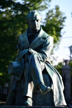 COOPERSTOWN NY - 25 Temmuz 2020 'de Cooperstown, New York' ta görülen James Fenimore Cooper Heykeli.