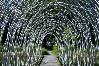 ANNANDALE-ON-HUDSON, New York - 30 Ağustos 2020 'de İzlandalı ressam Olafur Eliasson tarafından Bard College, Annandale-On-Hudson, New York' ta oluşturulan Gerçeklik Parlamentosu.
