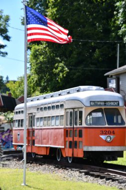 KINGSTON, NY - 23 AUG Boston PCC Trolley 3204 Kingston, New York 'taki Trolley Müzesi, 23 Ağustos 2020' de görüldüğü gibi.