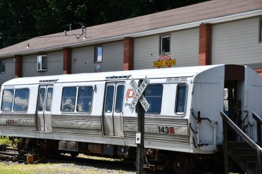 Port Authority Trans Hudson PA-1 No 'lu otomobil. 143, Kingston, New York 'taki Trolley Müzesi' nde 23 Ağustos 2020 'de görüldüğü gibi..