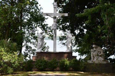 GENEVA, New York - 21 AUG: Cenevre 21 Ağustos 2020 'de Cenevre, New York' ta Cenevre 'de görülen Cenevre' de bulunan Cenevre Gölü 'ndeki Butik Otel, Restoran ve Tarihi Bahçeler.