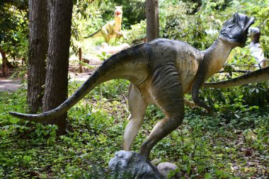 KATONAH, NY - 15 AUG: Lasdon Park 'taki dinozor bahçesi ve Katonah, New York' taki botanik bahçesi, 15 Ağustos 2020 'de görüldüğü gibi.