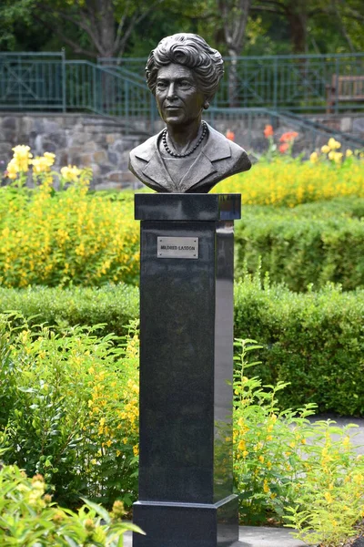 Katonah Aug Statue Mildred Lasdon Lasdon Park Arsurgtum Katonah New — 스톡 사진