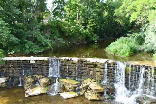 Phelps, New York 'taki Flint Creek Şelalesi