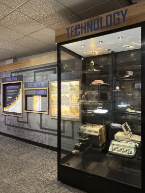 WILMINGTON, NC - 19 Nisan 2025 'te Wilmington, Kuzey Carolina' daki Cape Fear Museum of History and Science 'da sergi.