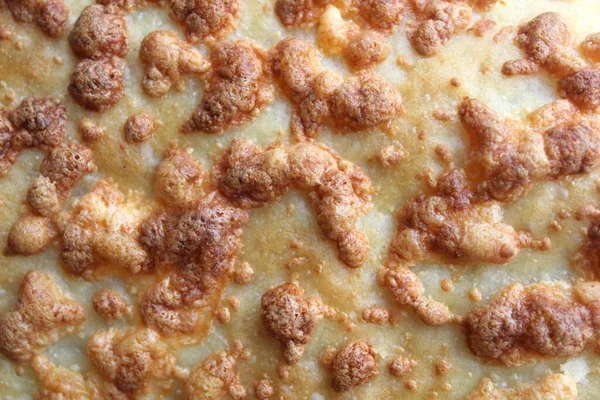 beyaz ekmek ve fırında peynir